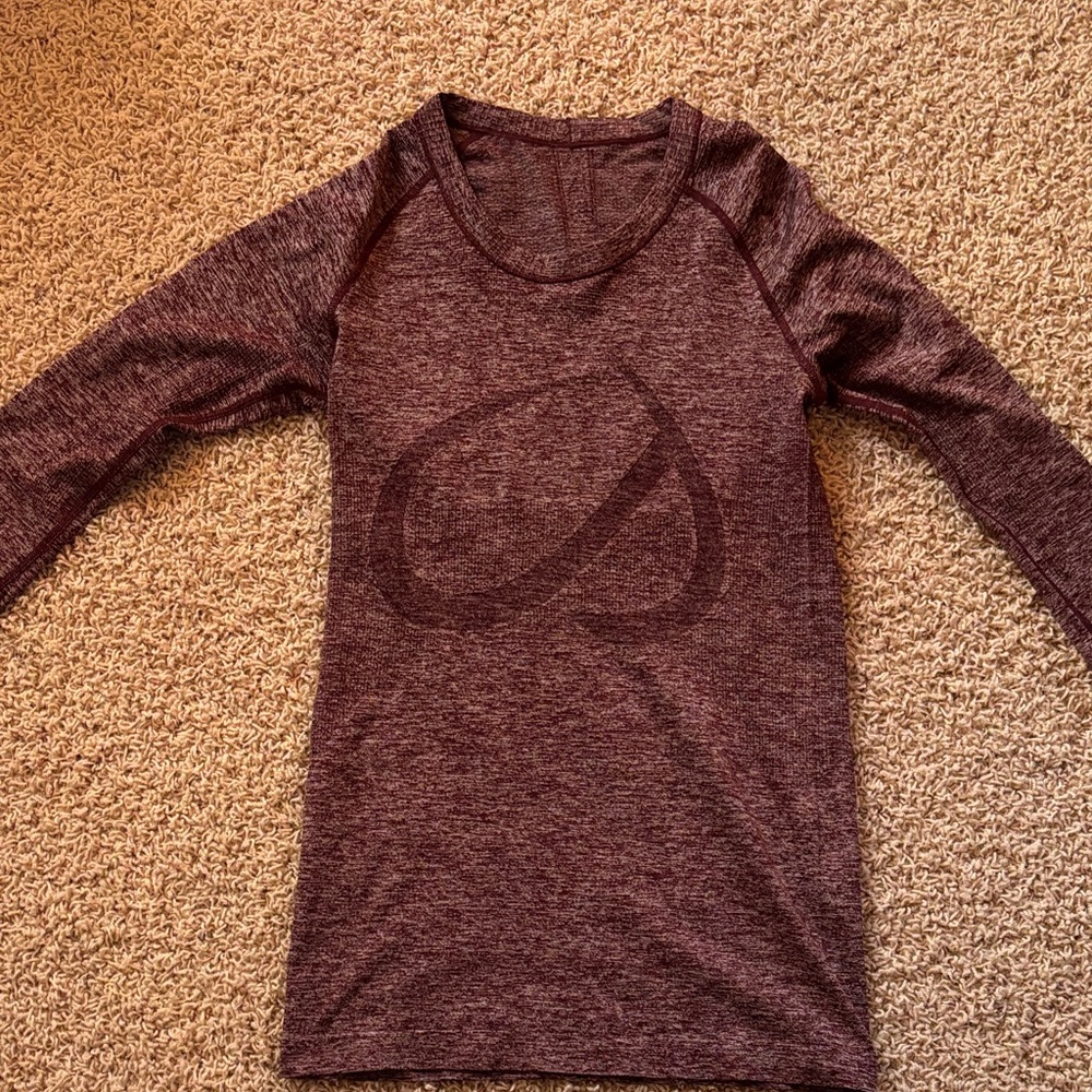 CRZ YOGA Women's Long Sleeve Tee - Maroon